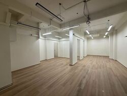 Yishun Street 11 (D27), Shop House #573458251